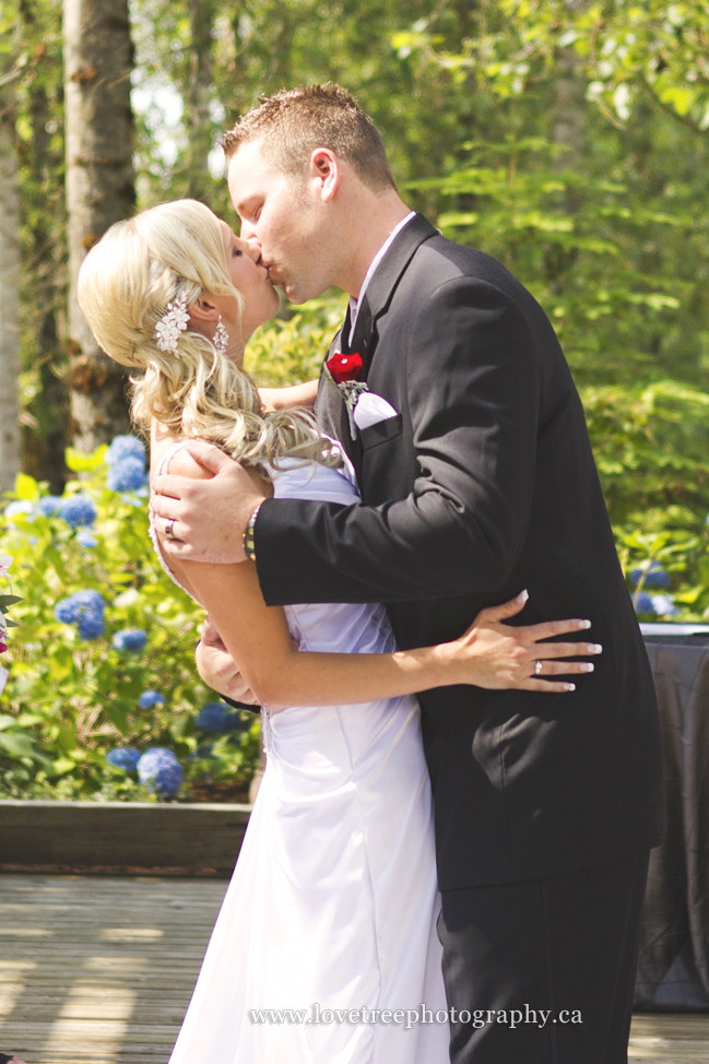 Redwoods Langley wedding | image by Langley wedding photographer www.lovetreephotography.ca