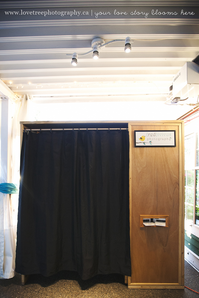 vancouver wooden photobooth rental