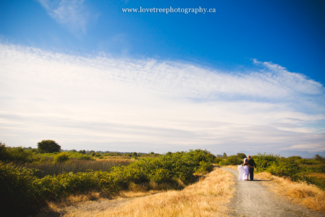 Boundary Bay, Ladner BC; image by vancouver wedding photographers www.lovetreephotography.ca