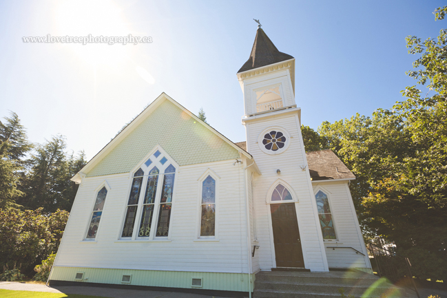 minoru chapel | richmond BC | by vancouver wedding photographers Love Tree Photography
