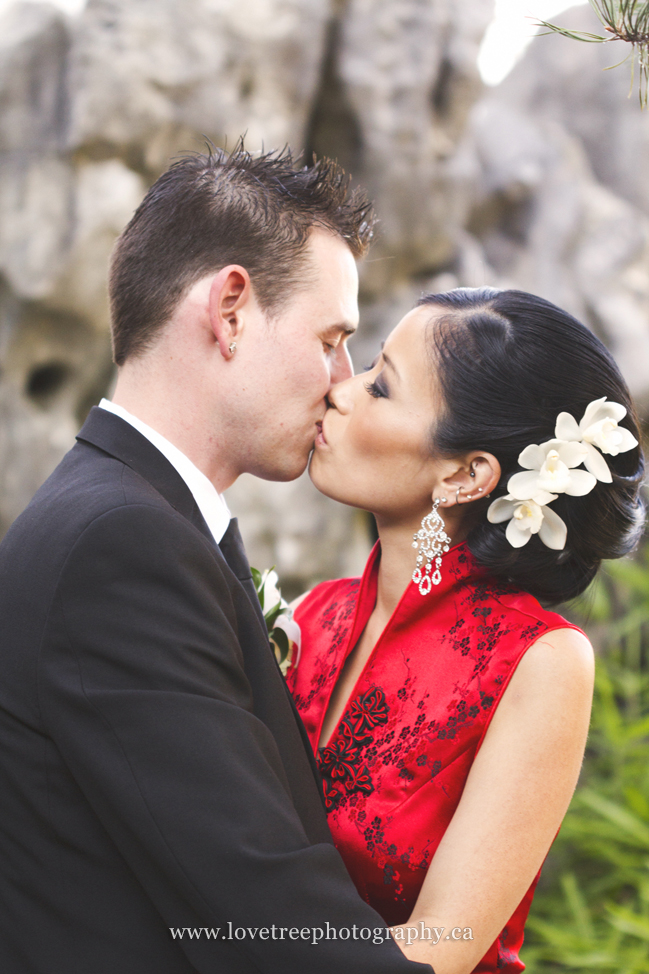 Interracial weddings | image by vancouver wedding photographers Love Tree Photography