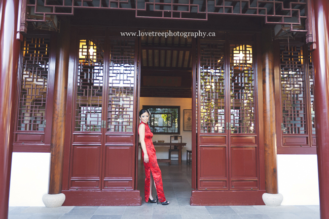 Dr. Sun Yat-Sen Classical Chinese Gardens | image by vancouver wedding photographers Love Tree Photography