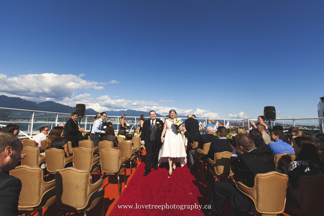 Pan Pacific wedding | image by Vancouver wedding photographer www.lovetreephotography.ca