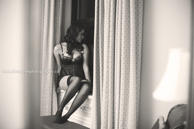 vancouver boudoir locations ; boudoir photography by Vancouver wedding photographer www.lovetreephotography.ca