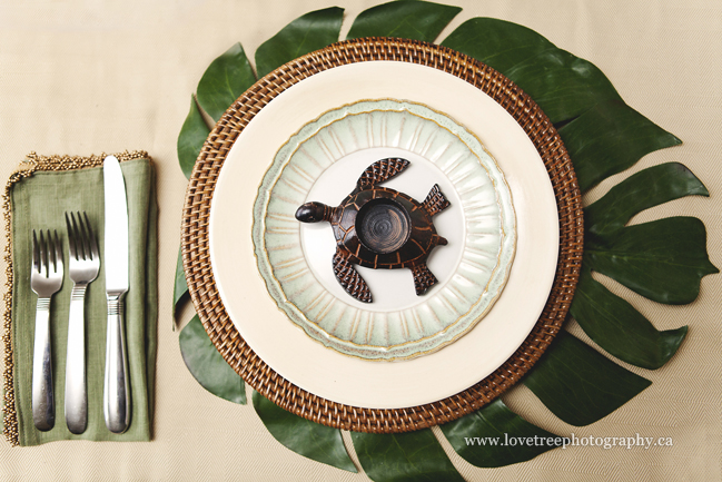 barbados inspired beach wedding decor. image by www.lovetreephotography.ca