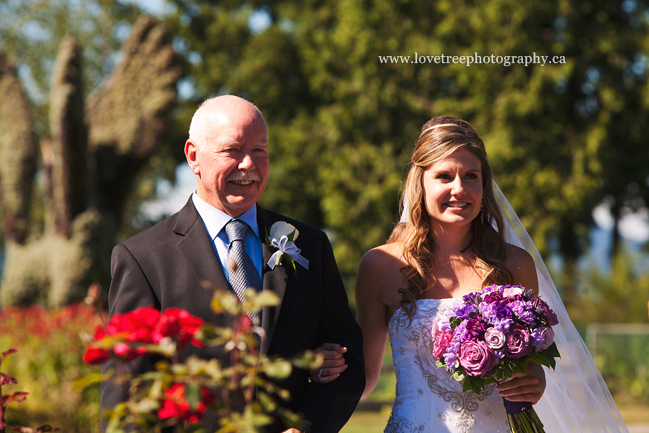 burnaby bride; image by www.lovetreephotography.ca