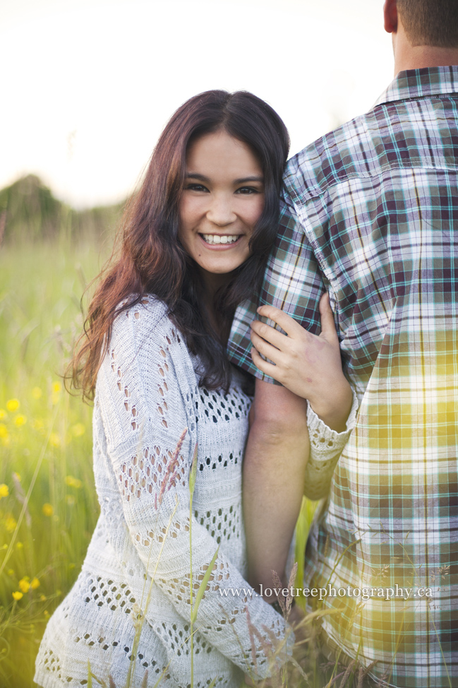 how romantic is this country couples session? ; image by vancouver wedding photographer https://www.lovetreephotography.ca