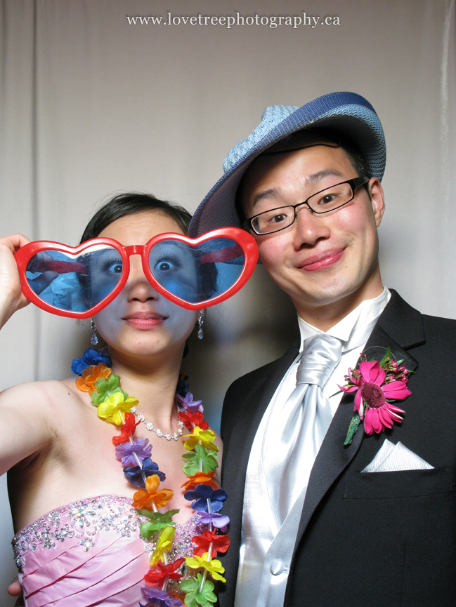 photo booth rental for their Vancouver wedding. Love Tree Photography Vancouver Photobooth rentals.