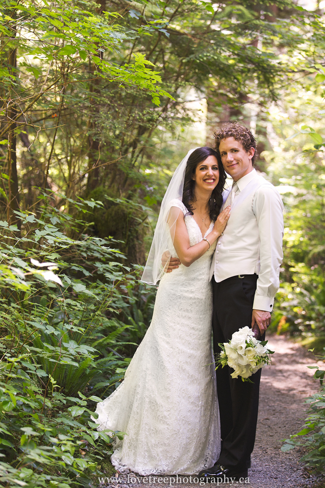 buntzen lake wedding portraits ; image by coquitlam wedding photographer www.lovetreephotography.ca