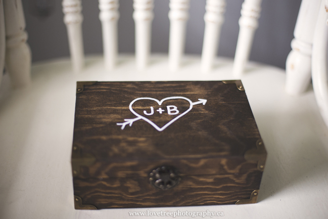 custom rustic wooden box for wedding rings | image by vancouver wedding photographer www.lovetreephotography.ca