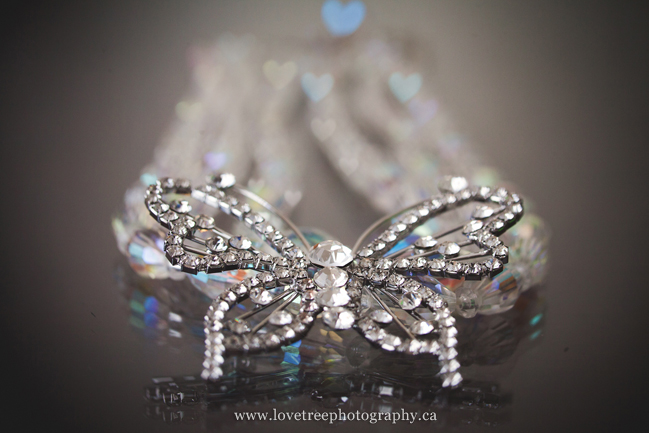 heirloom jewelry | heart shaped bokeh | image by vancouver wedding photographer www.lovetreephotography.ca