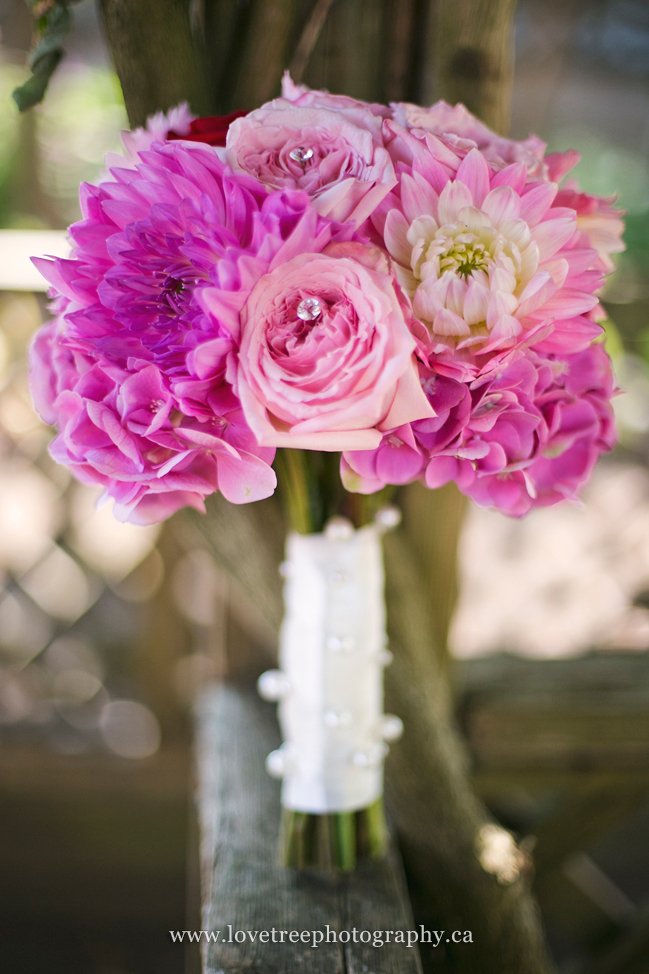 gorgeous rose & dahlia bouquet | www.lovetreephotography.ca