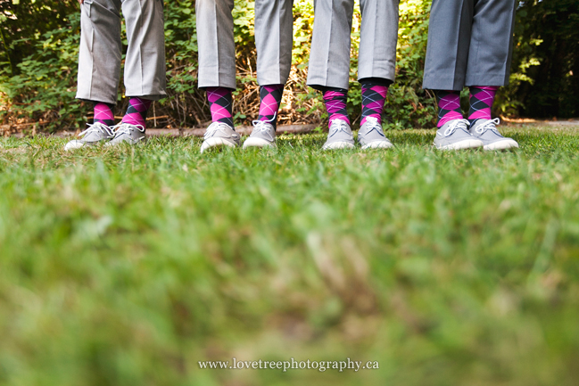 matching socks for the groomsmen | www.lovetreephotography.ca