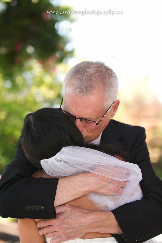 bride and father | www.lovetreephotography.ca