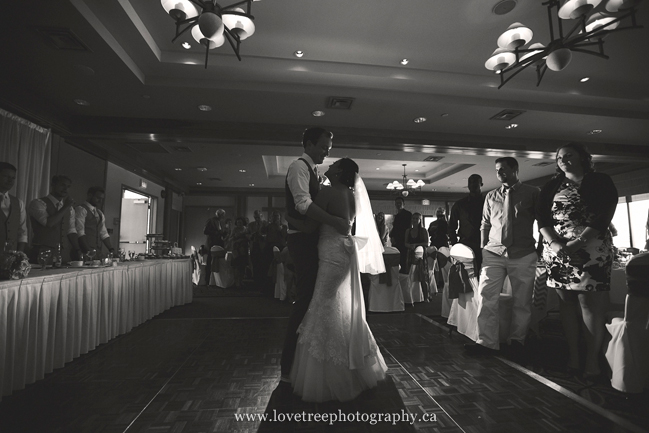 first dance backlighting | www.lovetreephotography.ca