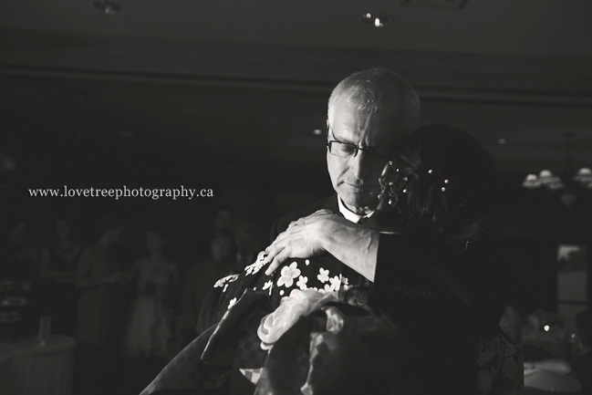 father daughter dance | www.lovetreephotography.ca