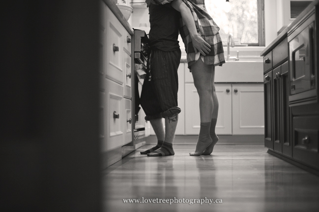 kitchen love engagement session making breakfast together | award winning photographer www.lovetreephotography.ca
