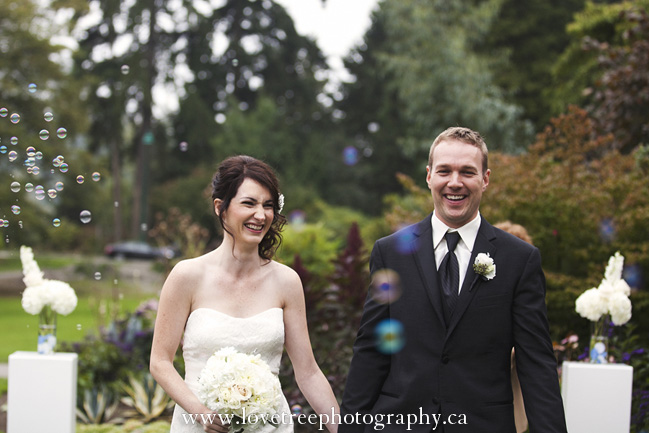 Weddings in Stanley Park | Vancouver wedding photographer Love Tree Photography