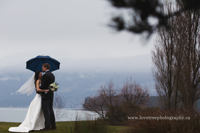 west coast rainy wedding