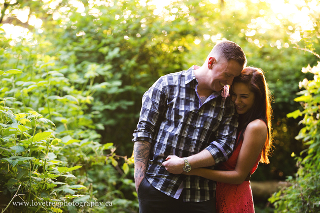 wreck-beach-engagement-024