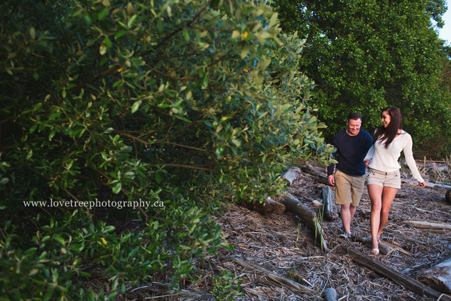 wreck beach wedding