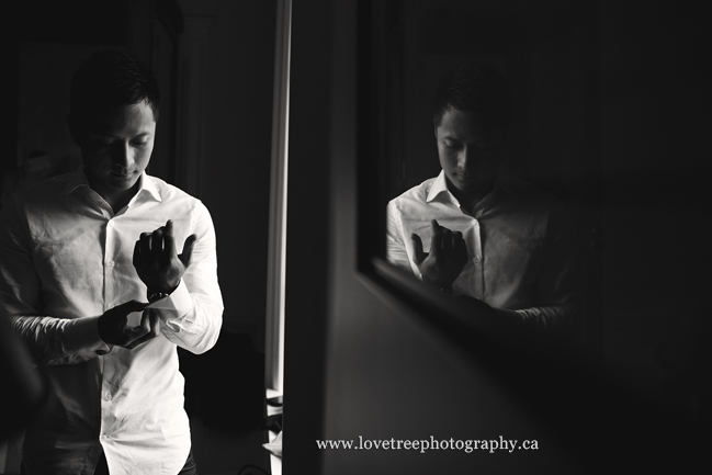 groom getting ready at hycroft manor in vancouver bc